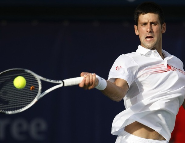 2010Dubai-0224-Nole-揮拍.jpg