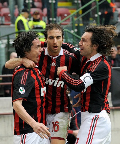 Milan-20100321-R29-Pippo-goal-Pirlo-Flamini.jpg