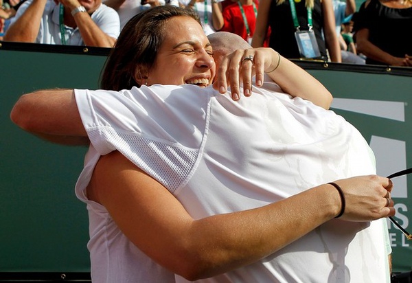 2010IndianWells-Nole-0321-Ljubicic-wife-Aida.jpg