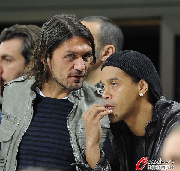 Milan-20100328-R31-重點在場邊-Maldini-Dinho.jpg