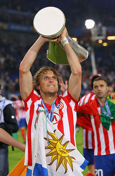 UEL-Final-20100512-馬競冠軍-Forlan-MVP.jpg