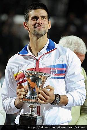 2011Roma-0515-Final-Nole-Nadal-奪冠-微笑.jpg