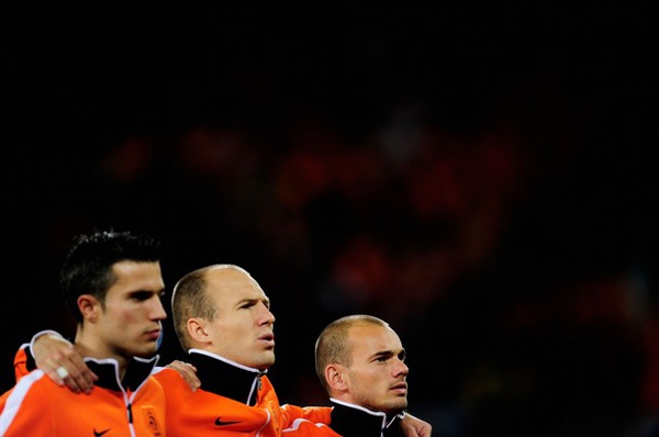 wc2010-0706-荷烏-VanPersie-Robben-Sneijder.jpg