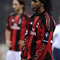 Milan-20101208-CLM6-IbraDinho沒show.jpg