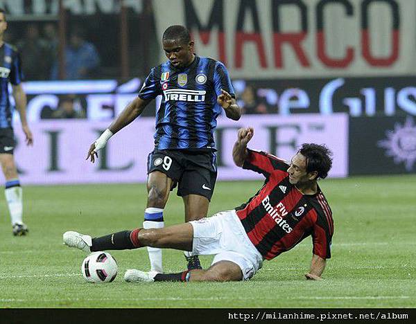 Milan-2011-0402-inter-勝利-重點在Nesta3.jpg