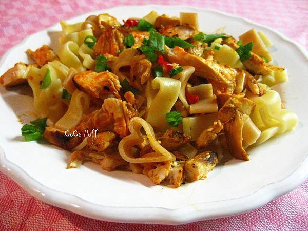 辣味甜椒醬雞肉pasta (Hot Ajvar Chicken Pasta) IMG_9402