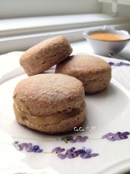 全麥司康 夾 檸檬酪 Lemon curd IMG_8378
