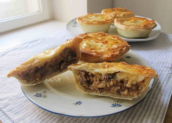 紐西蘭 牛肉起士派 Steak & Cheese Pie IMG_7086