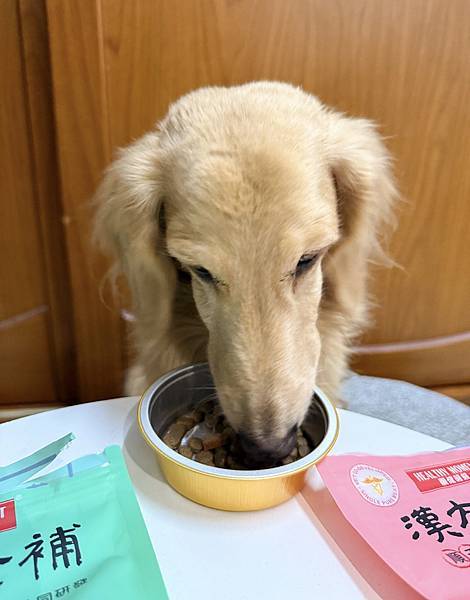 關健時刻-漢方食補,帶給熟齡挑嘴毛孩的漢方養生大補帖!適口性