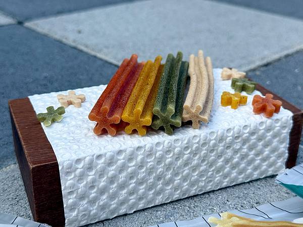 組圖12-3.jpg 組圖12-3.jpg