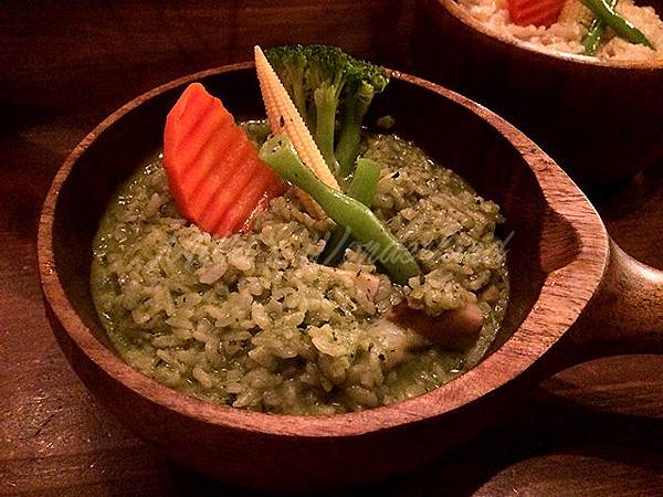 2016830-Tank-q_3548.jpg 2016830-Tank-q_3548.jpg