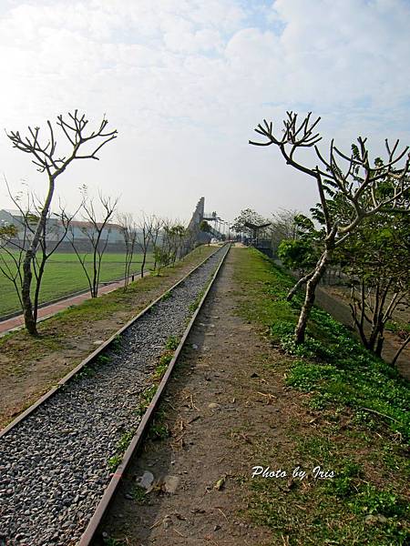 0404A.jpg 0404A.jpg