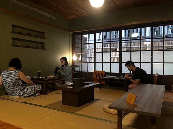 內湖️食/日式建築風下午茶/珍珠菓子喫茶屋-濃郁咖哩飯-景