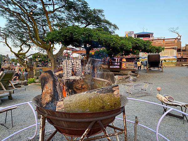 南投景點「星月天空」夏日夕陽超美-親子園區-情侶約會景觀餐廳