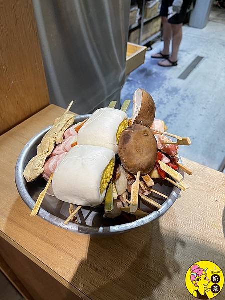 UNADJUSTEDNONRAW_thumb_10247.jpg UNADJUSTEDNONRAW_thumb_10247.jpg