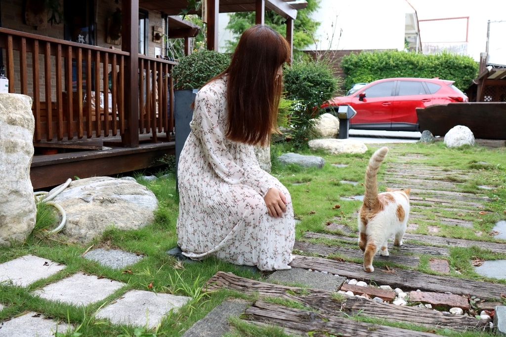 檜木居民宿-花蓮吉安-住進讓人放鬆充滿檜木香氣的典雅民宿-有