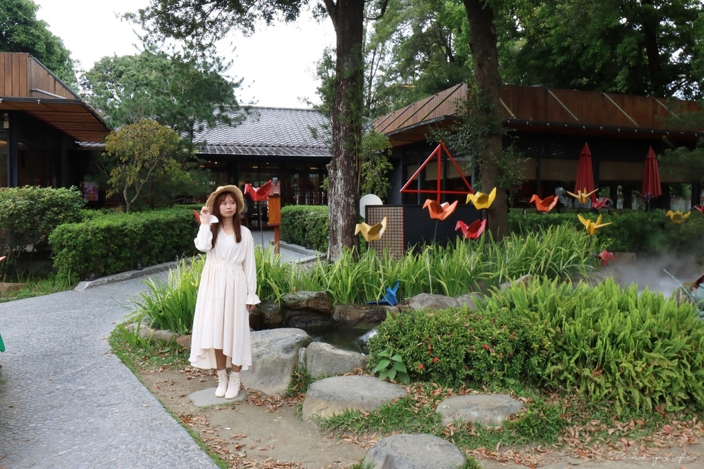 南投埔里｜鳥居喫茶食堂-日式風格造景、浴衣體驗、七彩紙鶴造景