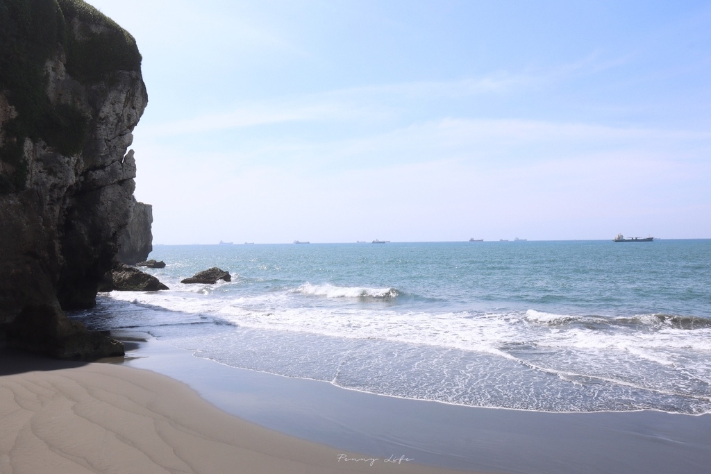 旗津一日遊必拍打卡景點-高雄免門票浪漫景點｜旗津星空隧道