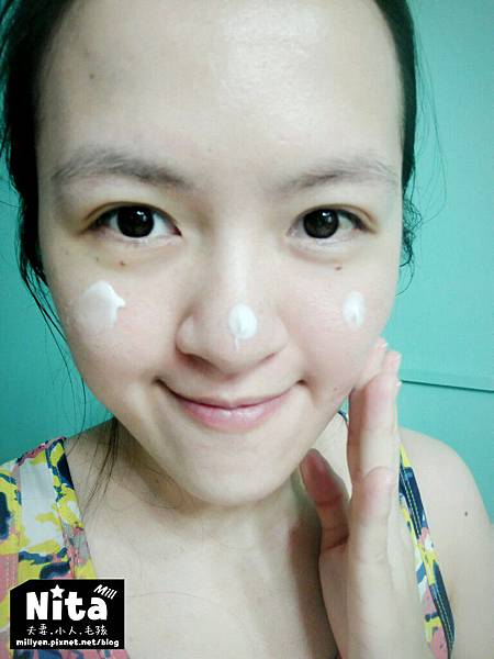 懶人救星!日本熱銷5效合1OZIO蜂王乳水嫩Q彈保濕凝露取代化妝水/精華液/乳液/飾底乳/面膜 懶人救星!日本熱銷5效合1OZIO蜂王乳水嫩Q彈保濕凝露取代化妝水/精華液/乳液/飾底乳/面膜
