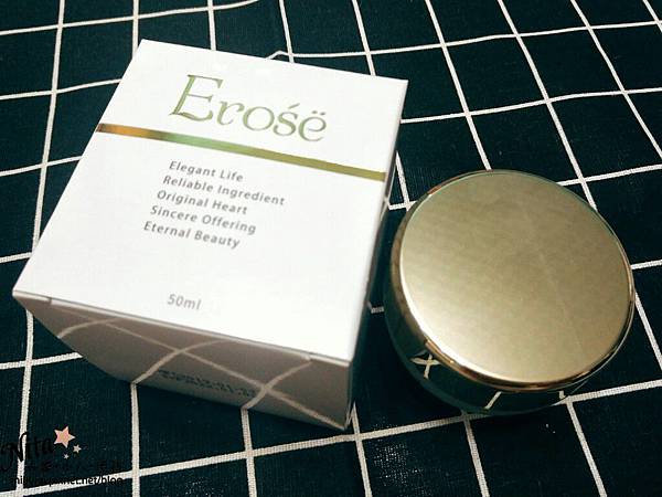 玩美女人Erose 匿齡心機 女性精萃系列玫瑰精萃機能霜、複方精萃美胸精油找回自信與美麗 玩美女人Erose 匿齡心機 女性精萃系列玫瑰精萃機能霜、複方精萃美胸精油找回自信與美麗