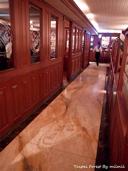Ruthschris-35.jpg Ruthschris-35.jpg