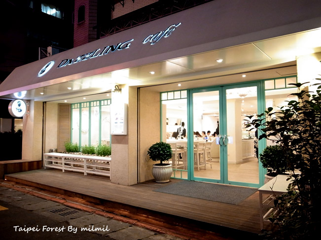 DaZZLing1.jpg DaZZLing1.jpg