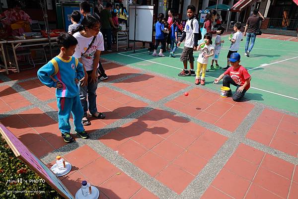 親子生活紀錄-西門國小跳蚤市場-013.jpg