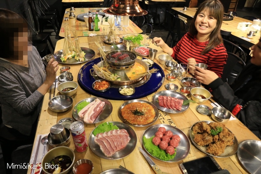 【台南韓國料理】燒出名堂(韓式燒肉):燙燙串、極黑和牛、伊比利豬,小菜&蛋圈無限續,聚餐首選。