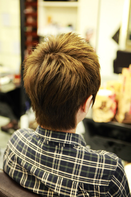 2013男孩短髮流行髮型(剪髮~空氣燙~縮毛矯正~染髮)