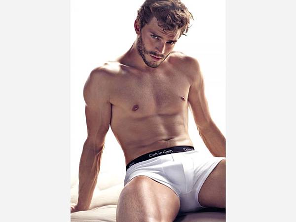 Jamie_Dornan_6