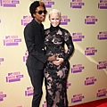 Wiz Khalifa & Amber Rose   奇才哈利和黃色玫瑰