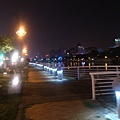 愛河河邊步道.jpg