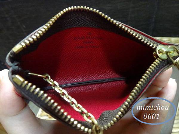 0831 LV cherry coin purse 1.jpg