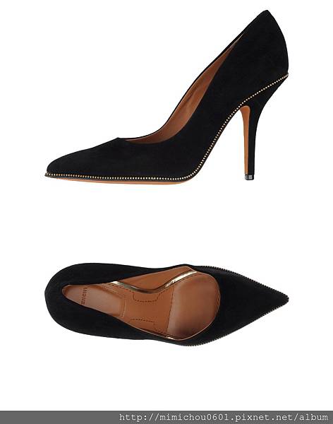 1017 Givenchy pump.jpg