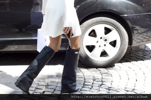 1019 Givenchy-Boots.jpg