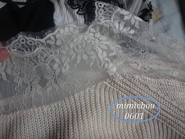 1122 Ivory lace top.jpg