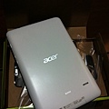 全新 ACER Iconia B1-711 四核7吋 (3G版/8G/白)平板 12/17剛從神腦購入 市售價6800, 喜歡請跟mi出價