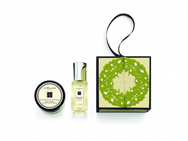 Jo-Malone-London-Christmas-Ornaments.jpg