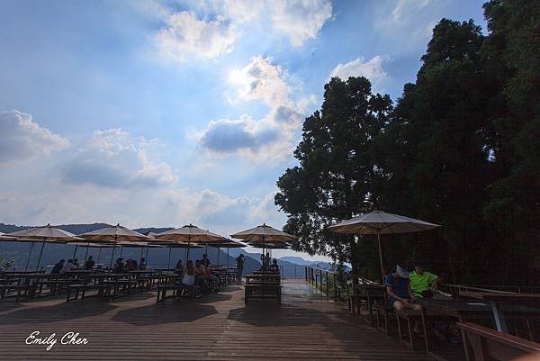 IMG_8483_2048.jpg IMG_8483_2048.jpg