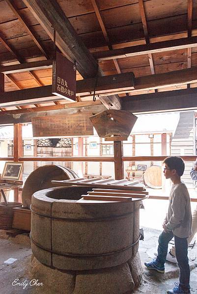 IMG_3263_2048.jpg IMG_3263_2048.jpg