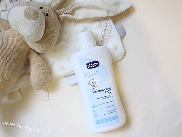 Baby Chicco原生脂系列讓寶寶回到最自然的呵護 沐浴油 潤膚乳液 四合一護膚膏及液態爽身粉 小米的雪兒賴虎