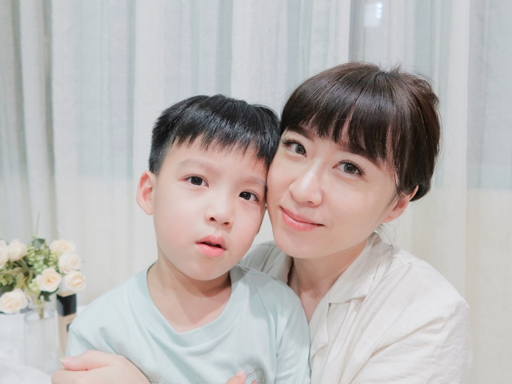 蘭蔻零粉感超持久粉底 (16).jpg 蘭蔻零粉感超持久粉底 (16).jpg