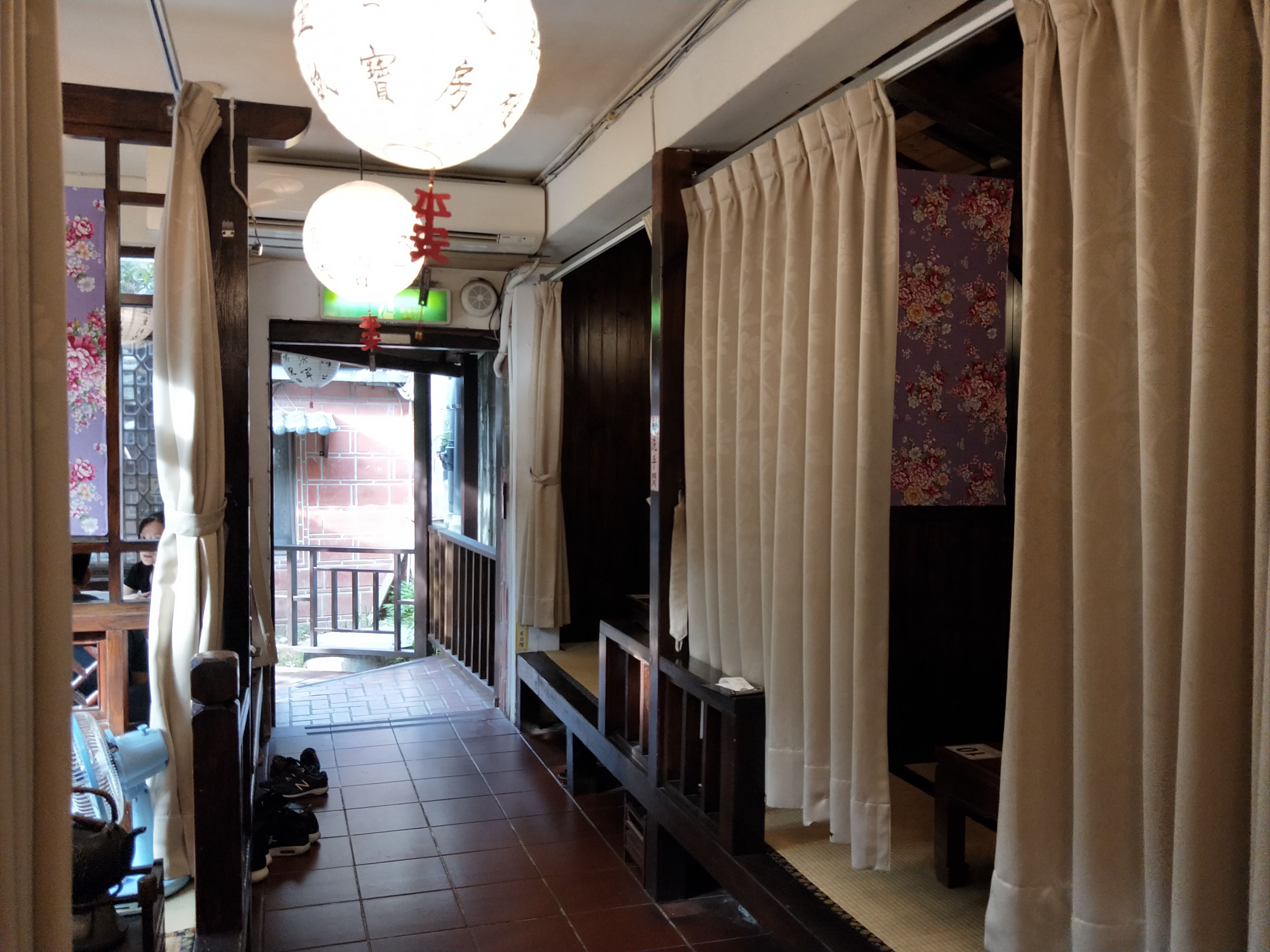 包廂走廊.jpg 包廂走廊.jpg
