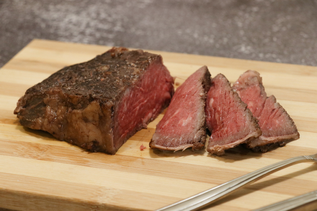 在家也能享受高檔餐廳料理《第一牛肉OneBeef》油封熟成溫