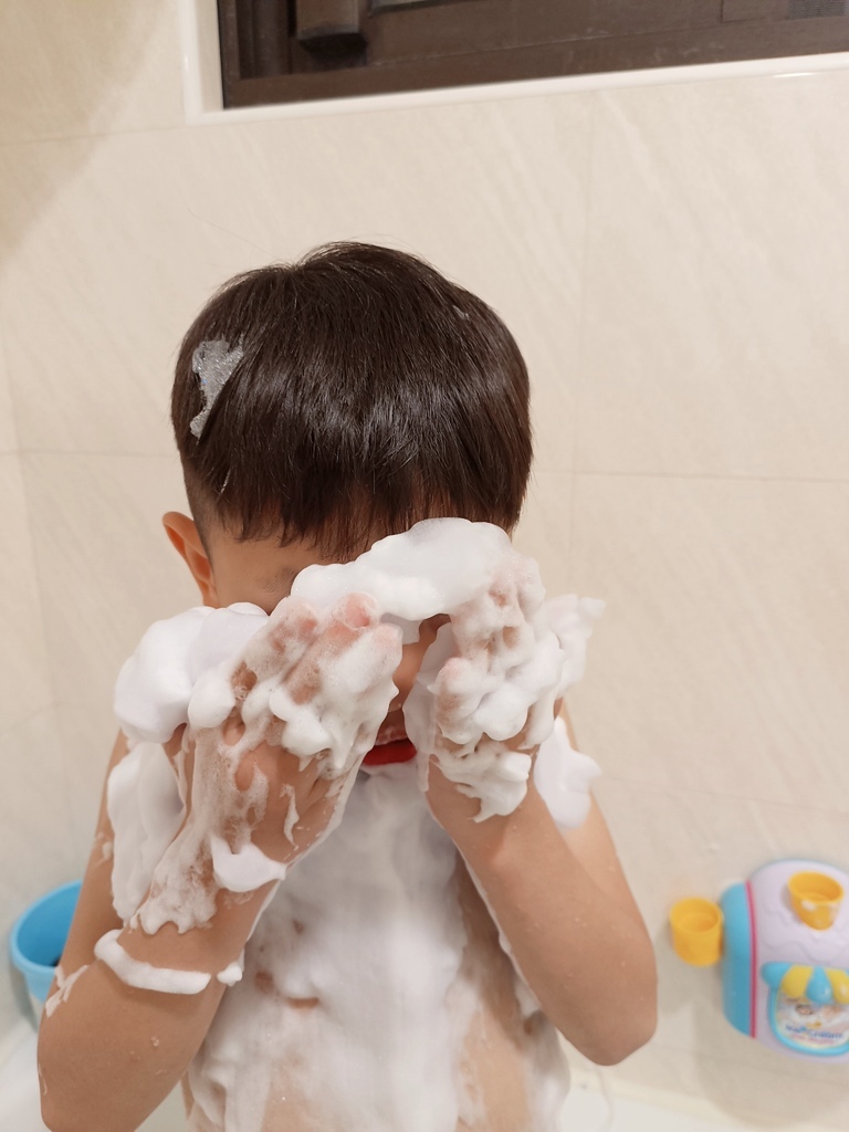 讓孩子愛上洗澡『葳祈國際』魔法樂園-奇幻許願泡泡沐浴-可以捏 讓孩子愛上洗澡『葳祈國際』魔法樂園-奇幻許願泡泡沐浴-可以捏