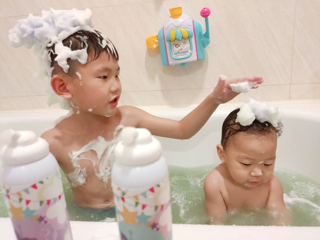 讓孩子愛上洗澡『葳祈國際』魔法樂園-奇幻許願泡泡沐浴-可以捏 讓孩子愛上洗澡『葳祈國際』魔法樂園-奇幻許願泡泡沐浴-可以捏