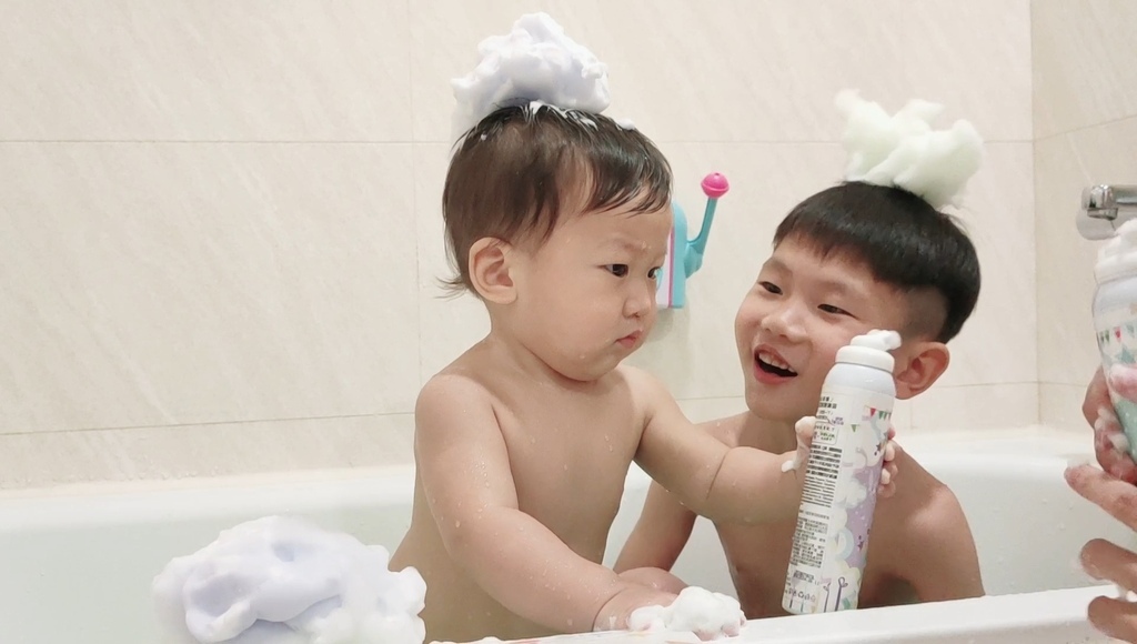 讓孩子愛上洗澡『葳祈國際』魔法樂園-奇幻許願泡泡沐浴-可以捏 讓孩子愛上洗澡『葳祈國際』魔法樂園-奇幻許願泡泡沐浴-可以捏