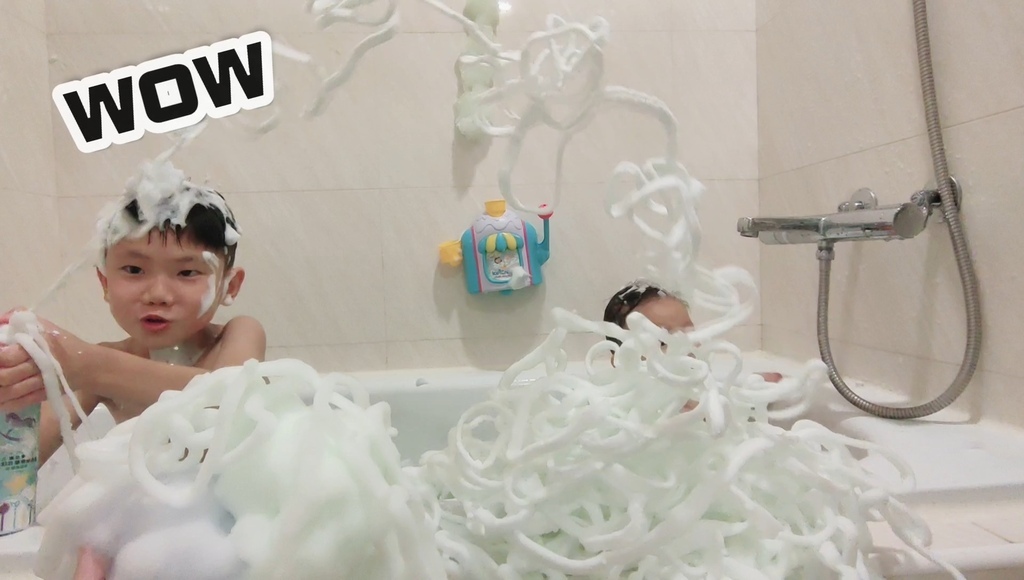 讓孩子愛上洗澡『葳祈國際』魔法樂園-奇幻許願泡泡沐浴-可以捏 讓孩子愛上洗澡『葳祈國際』魔法樂園-奇幻許願泡泡沐浴-可以捏