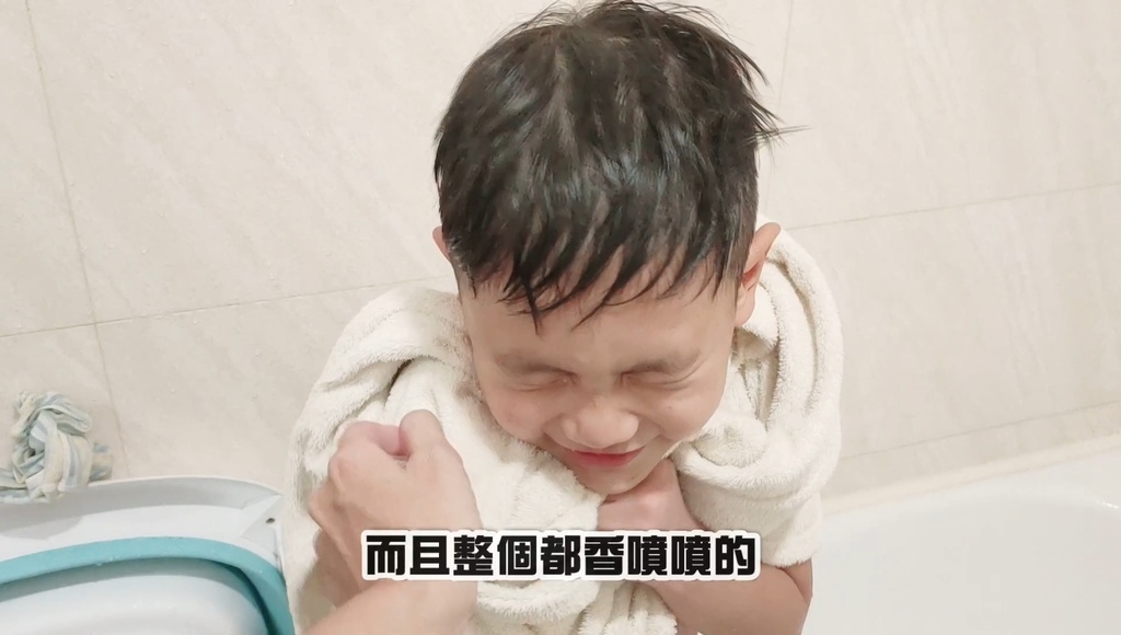 讓孩子愛上洗澡『葳祈國際』魔法樂園-奇幻許願泡泡沐浴-可以捏 讓孩子愛上洗澡『葳祈國際』魔法樂園-奇幻許願泡泡沐浴-可以捏