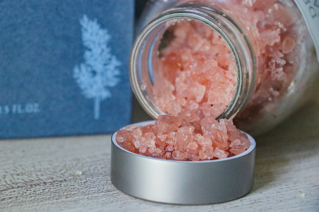 阿嬤的配方-今年冬天最舒壓的泡腳神器、足浴鹽,妳的•桑拿沐足